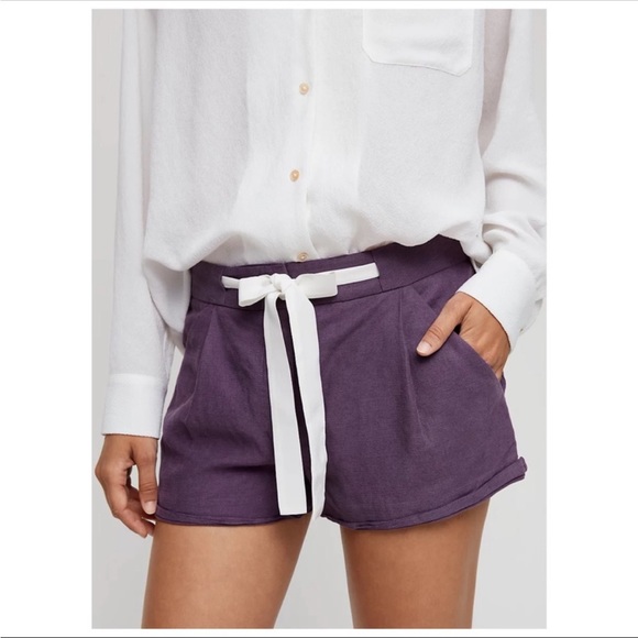 Aritzia Wilfred Allegra Shorts Size 4. - Picture 4 of 5